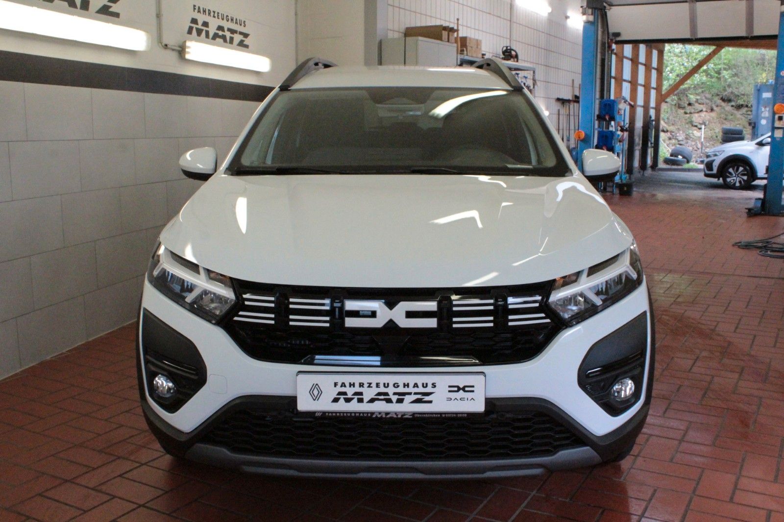 Fahrzeugabbildung Dacia Jogger ECO-G 100 Expression 5-Sitzer #15162