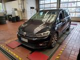 Volkswagen Touran Highline*7-Sitze*Pano*AHK*Navi*Kamera*ACC - VW Touran Gebrauchtwagen in Mainz