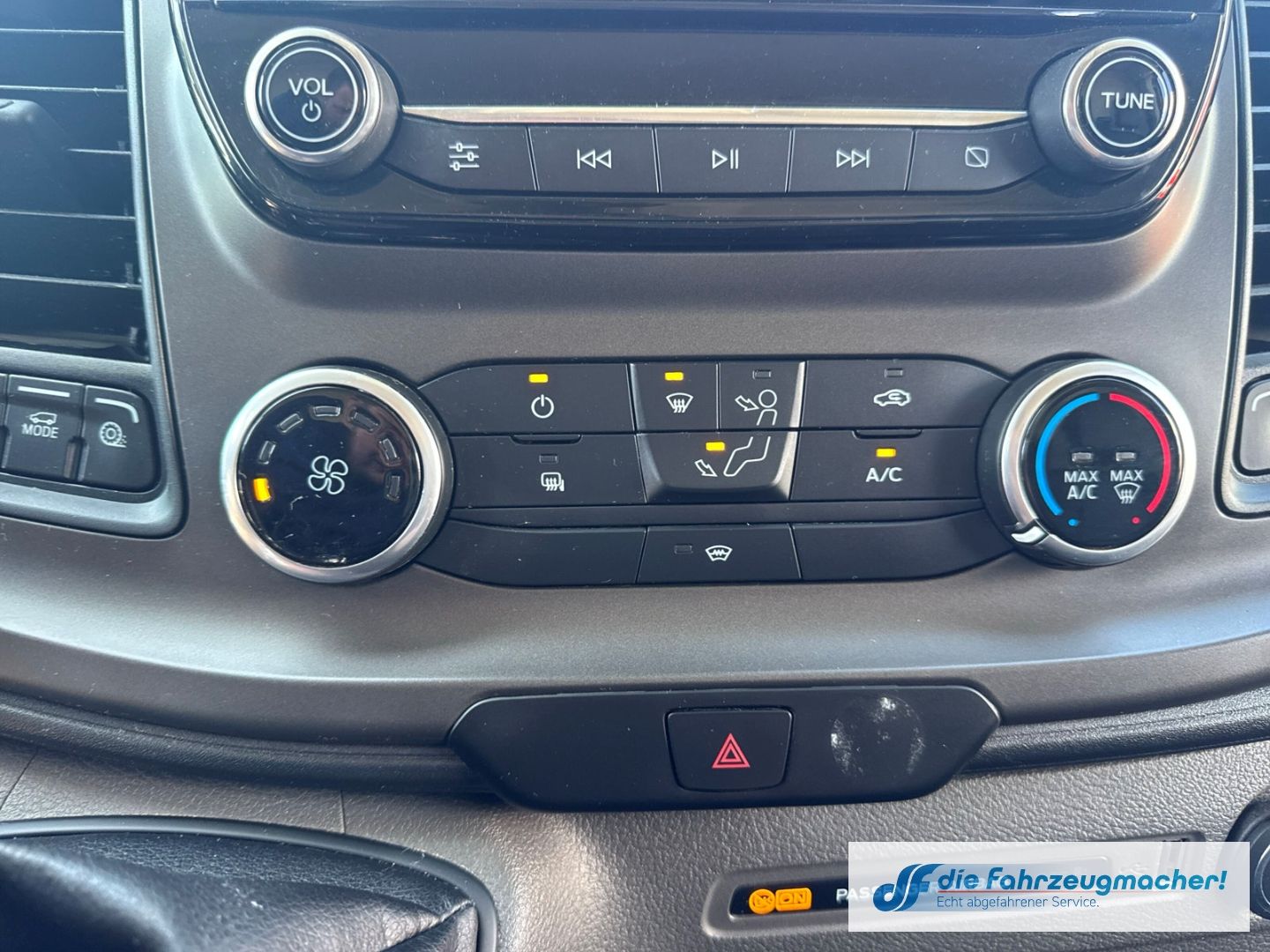 Fahrzeugabbildung Ford Transit Kasten 350 L2H3 Trend 2.0 TDCi KAMERA St