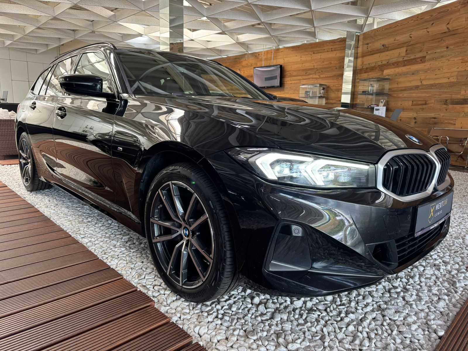 BMW 3 320d xDrive Amb. Sportsitze AHK imagem 3