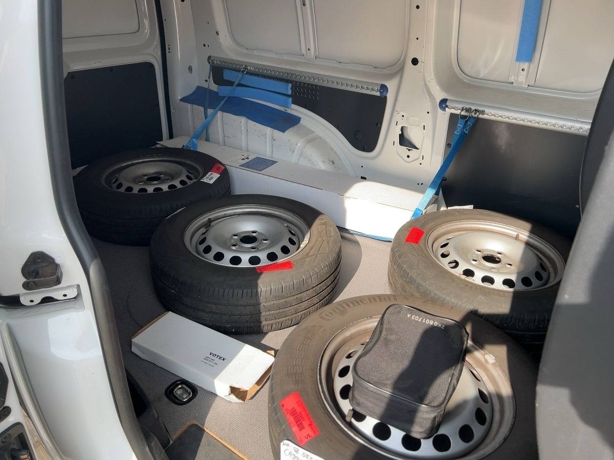 Volkswagen Caddy - Bild 9