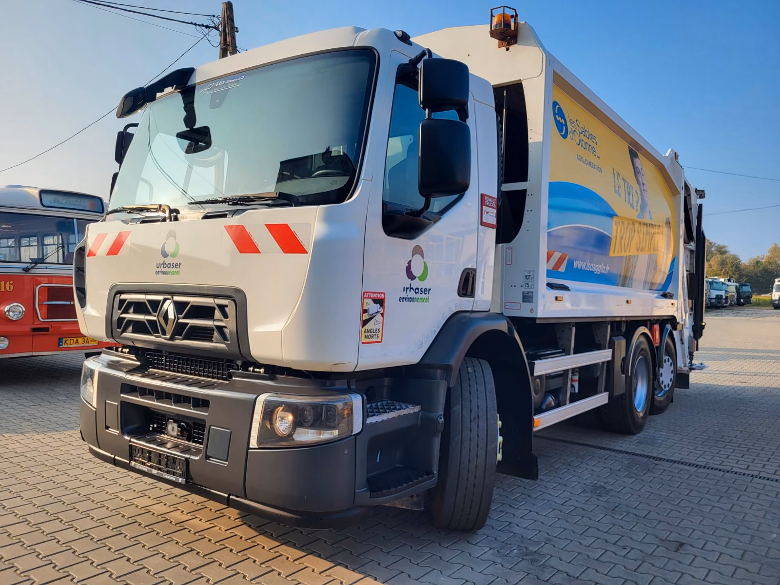 Renault D Wide