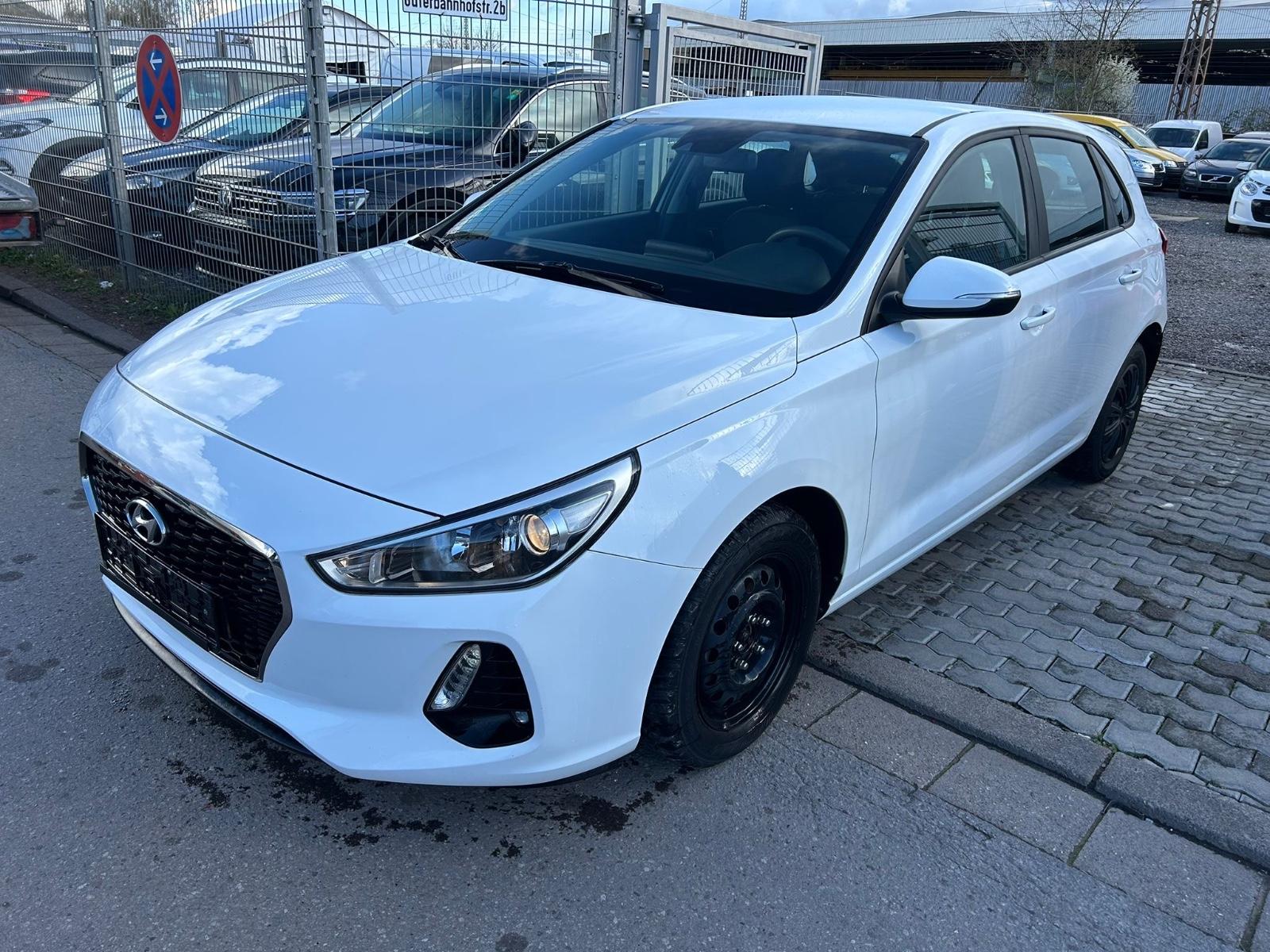 Hyundai i30 Select Voll Fahrbereit 95TKM