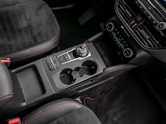 Ford Kuga 2.5 Plug-In Hybrid ST-Line X Stauassistent