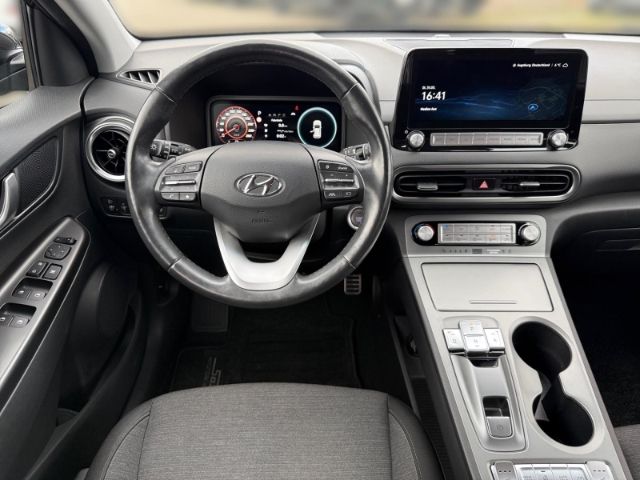 Fahrzeugabbildung Hyundai KONA Edition 30+ Elektro 2WD +KLIMA+NAVI+RFK+PDC