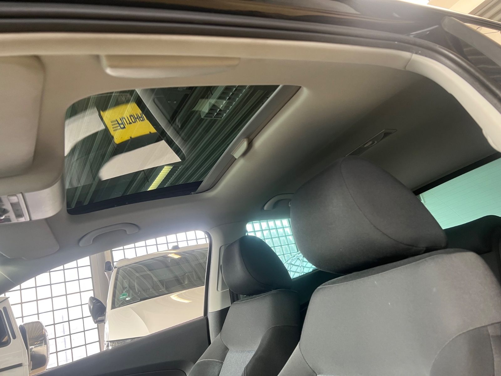 Fahrzeugabbildung Volkswagen Polo V 1.2 TDI Style *PANORAMADACH*