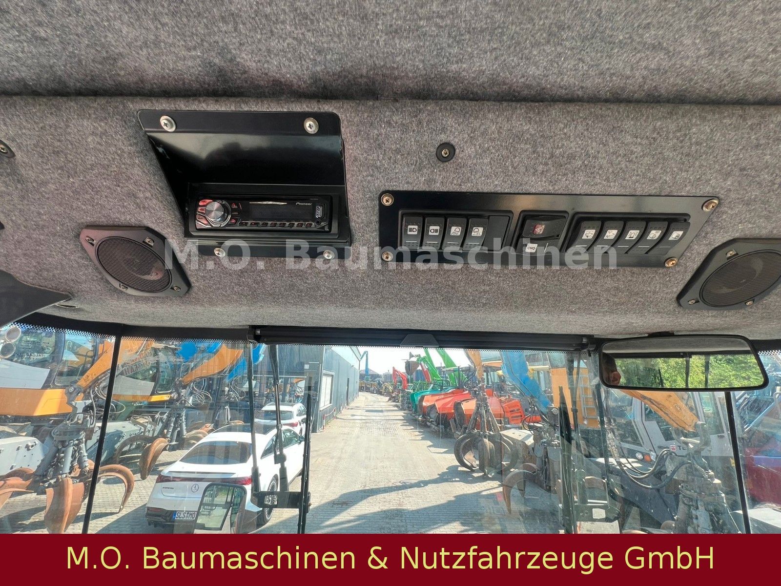 Fahrzeugabbildung Hamm DV 70  VO/ Walze / 7,5t