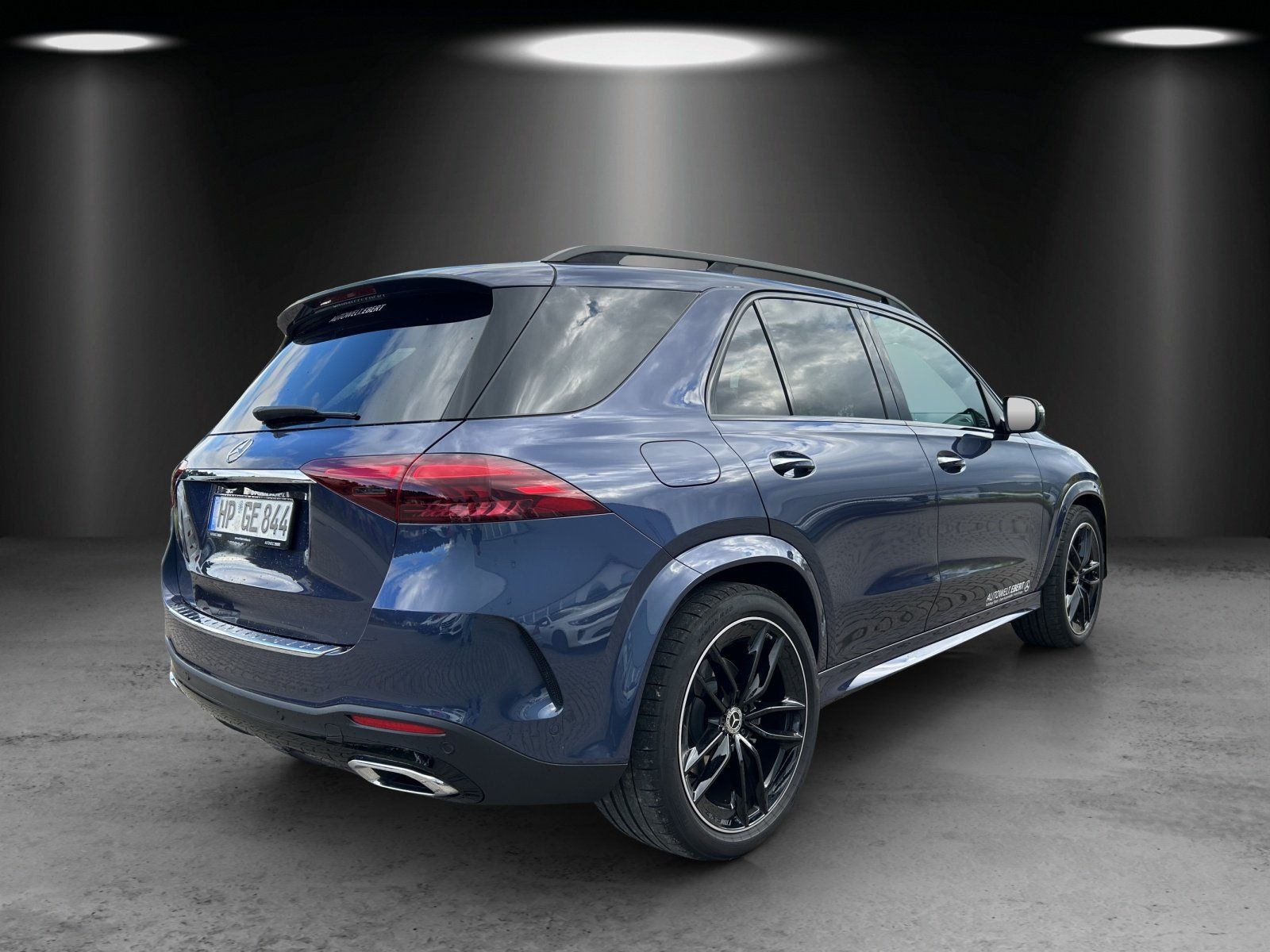 Fahrzeugabbildung Mercedes-Benz GLE 300 d 4MATIC AMG 360° PANO 22" MULTIBEAM