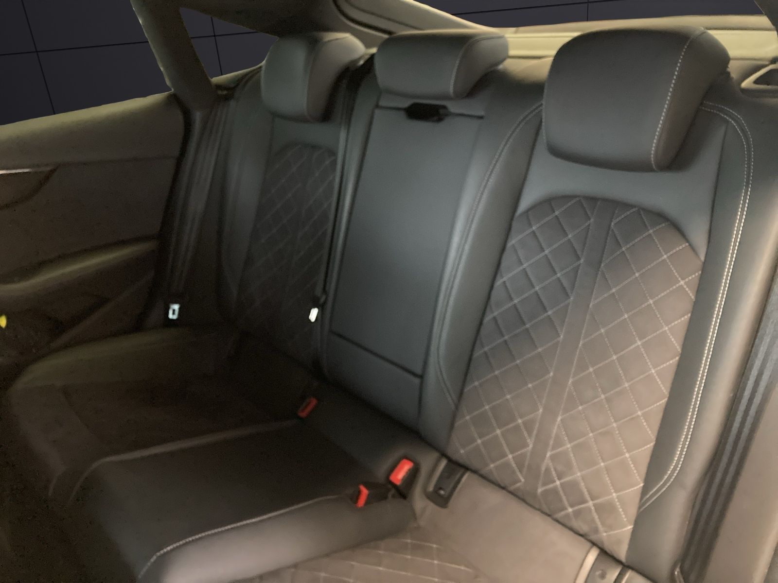 Fahrzeugabbildung Audi S5 Sportback TDI quattro STH Matrix Navi Pano AV