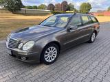 Mercedes-Benz E 320 CDI T ELEGANCE Elegance - Mercedes-Benz E 320 aus 2008: Cdi
