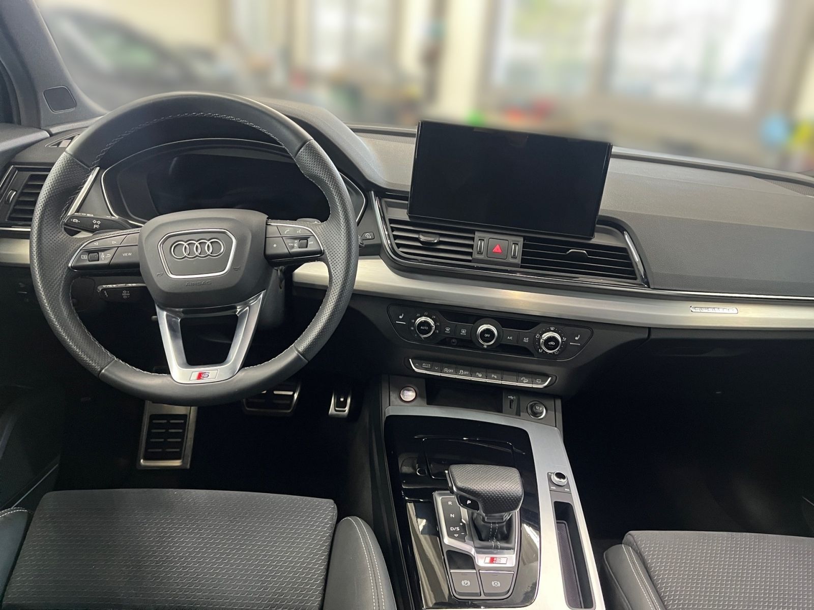 Audi SQ5 - Bild 12