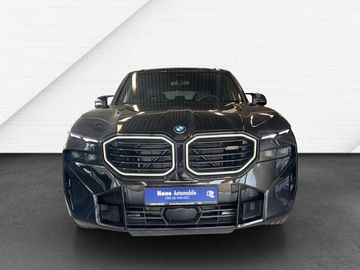 BMW XM - 4