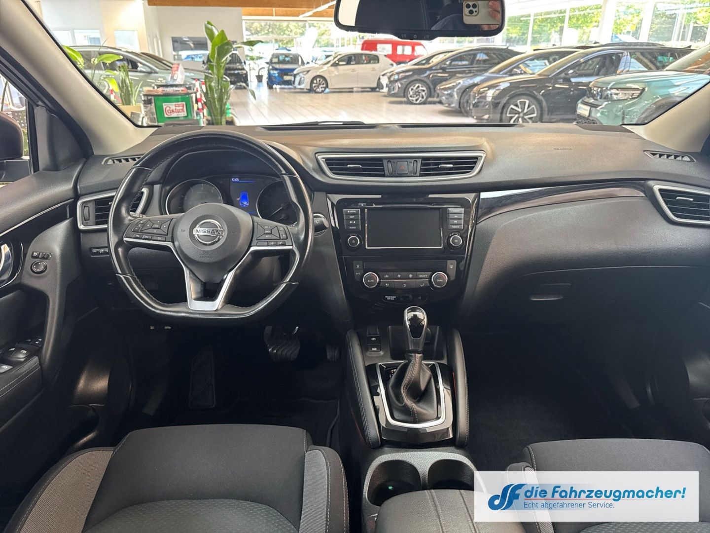 Fahrzeugabbildung Nissan Qashqai Zama Panorama Navi 360 Kamera Mehrzonenk