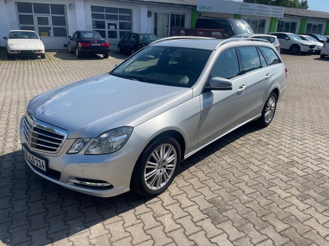 Mercedes-Benz E 350 E -Klasse T-Modell E 350 CDI 4Matic