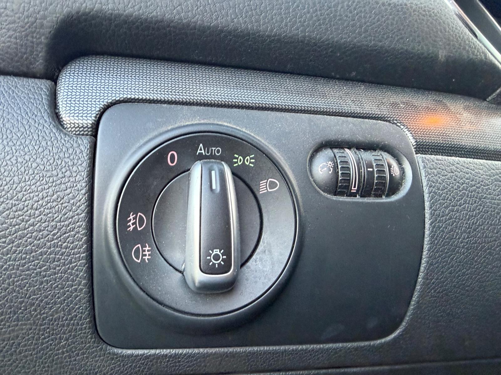 Volkswagen Golf 2012 — photo 23