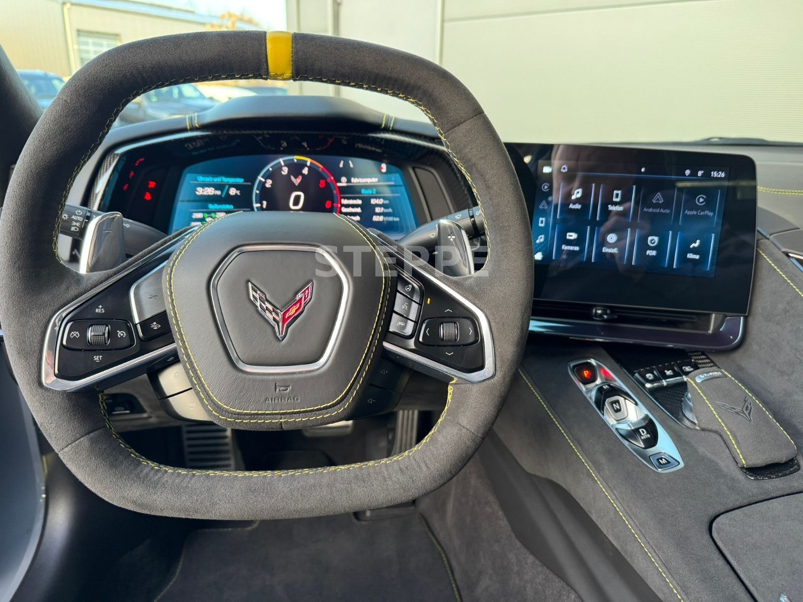 Corvette C8 Stingray Convertible 3LT Europamodell STEPPE