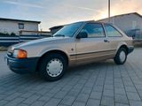 Ford Escort mk4 1,4er - Ford Escort aus 1990