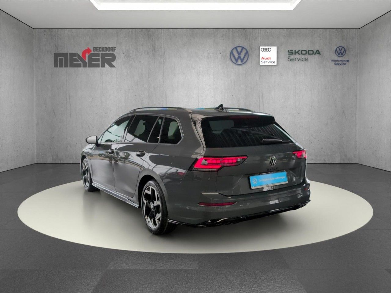 Golf Variant R-Line 1.5 eTSI DSG Klima Navi