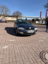 Skoda Verkaufe Skoda Octavia - Skoda Octavia aus 2004: Kombi