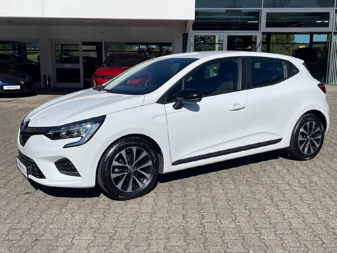 Fahrzeugabbildung Renault Clio Equilibre TCe 90