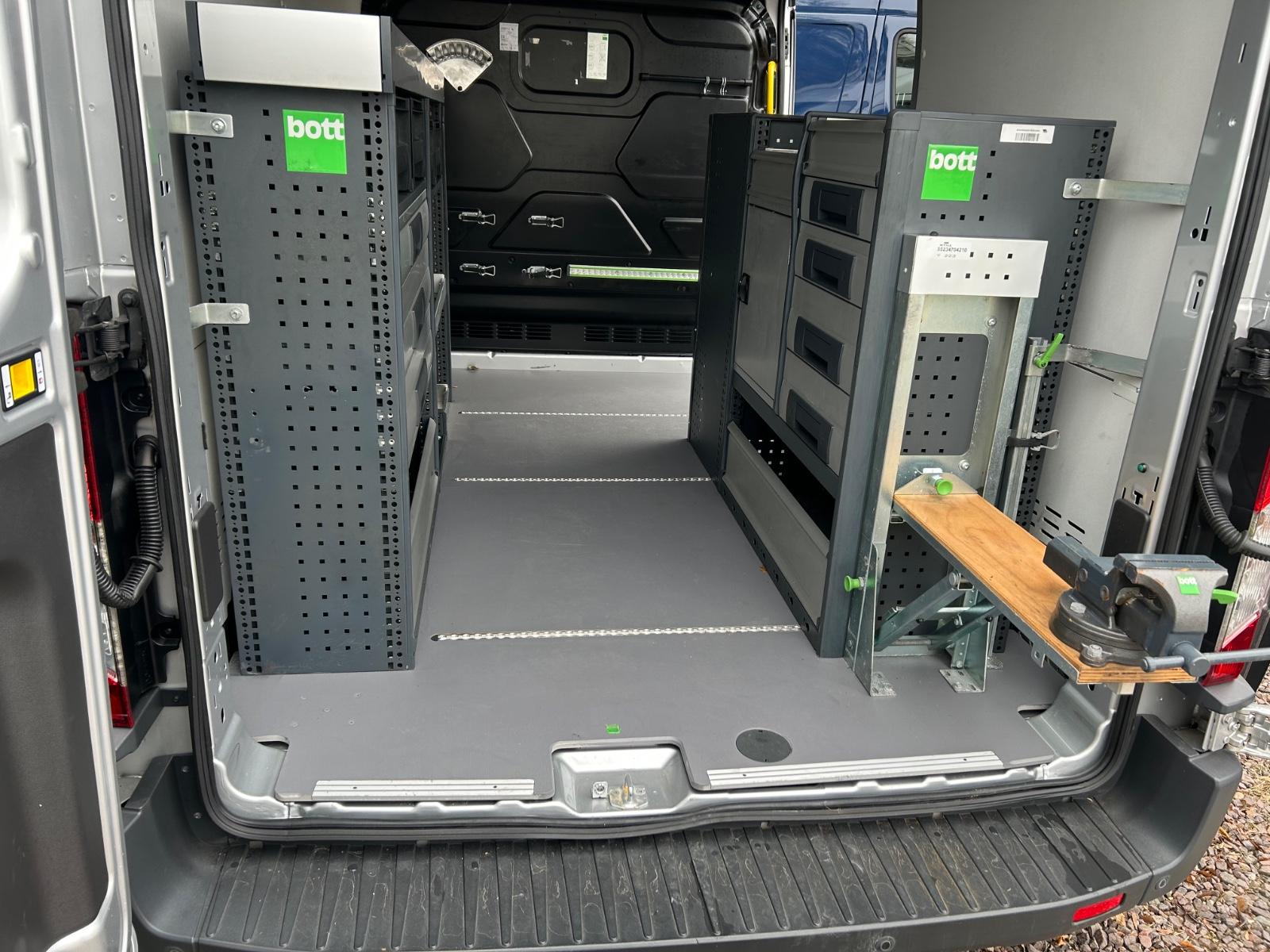 Ford Transit L2H2 Klima, Navi,Sthz,Werkstatt,76Tkm !