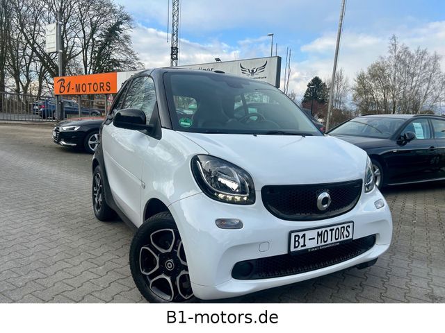 Smart ForTwo fortwo cabrio Prime 52 kW*Leder*Navi*Cam*