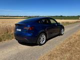 Tesla Model Y Long Range Dual Motor 2022 USS AHK - blaue Tesla Model Y
