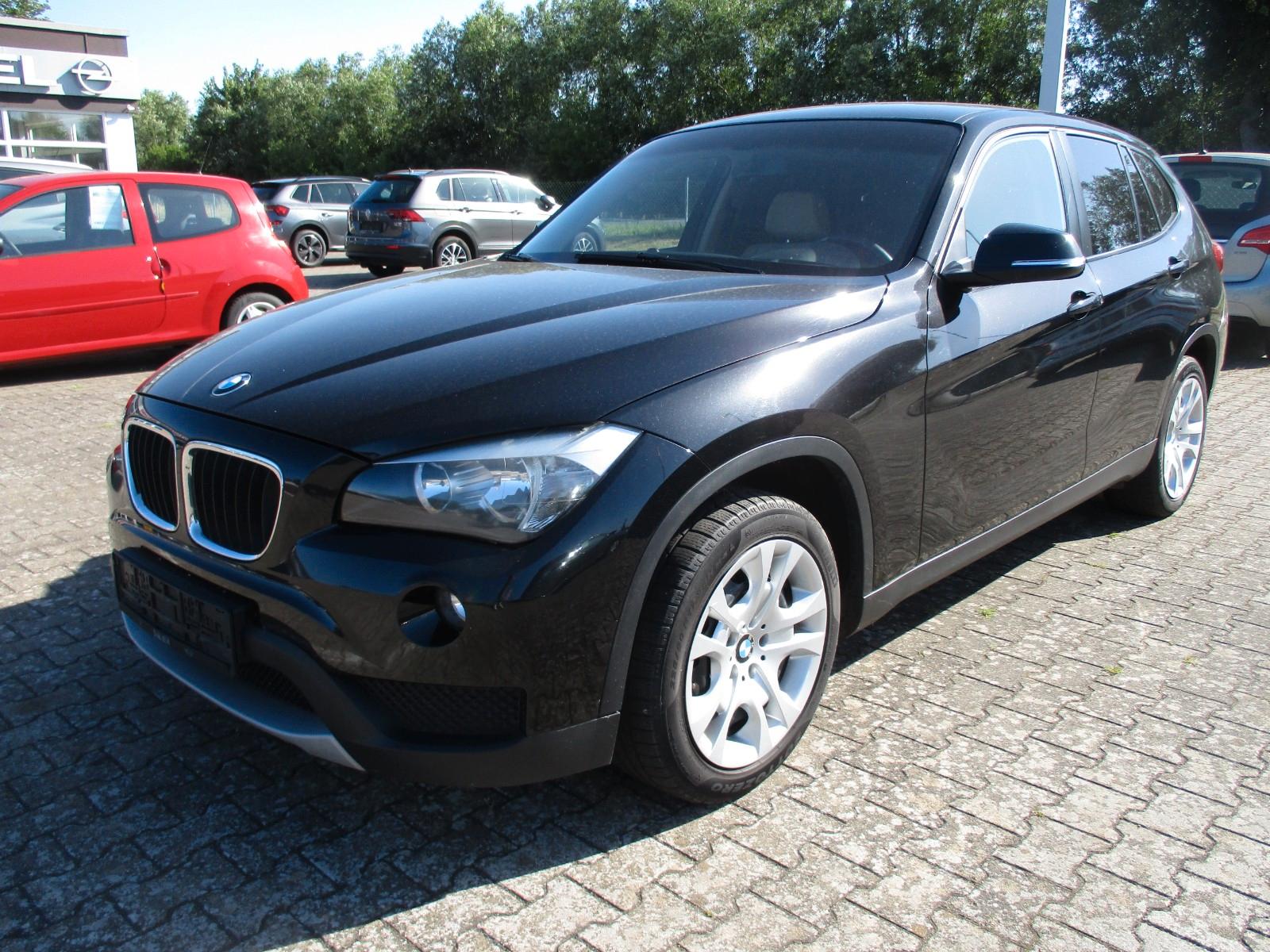 BMW X1 18 i sDrive,  Klimaautom., Leder, Sitzh., AHK