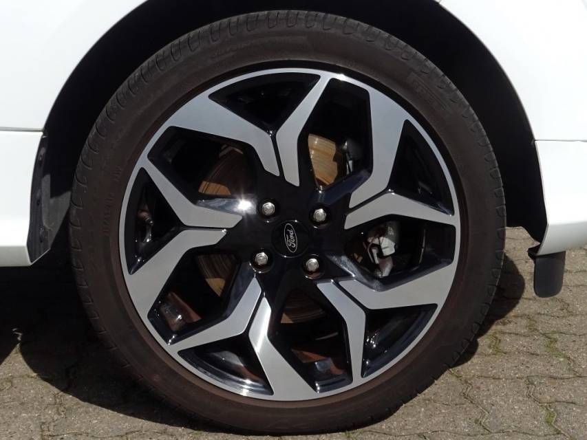 Fahrzeugabbildung Ford EcoSport 1.0 EcoBoost  ST-Line