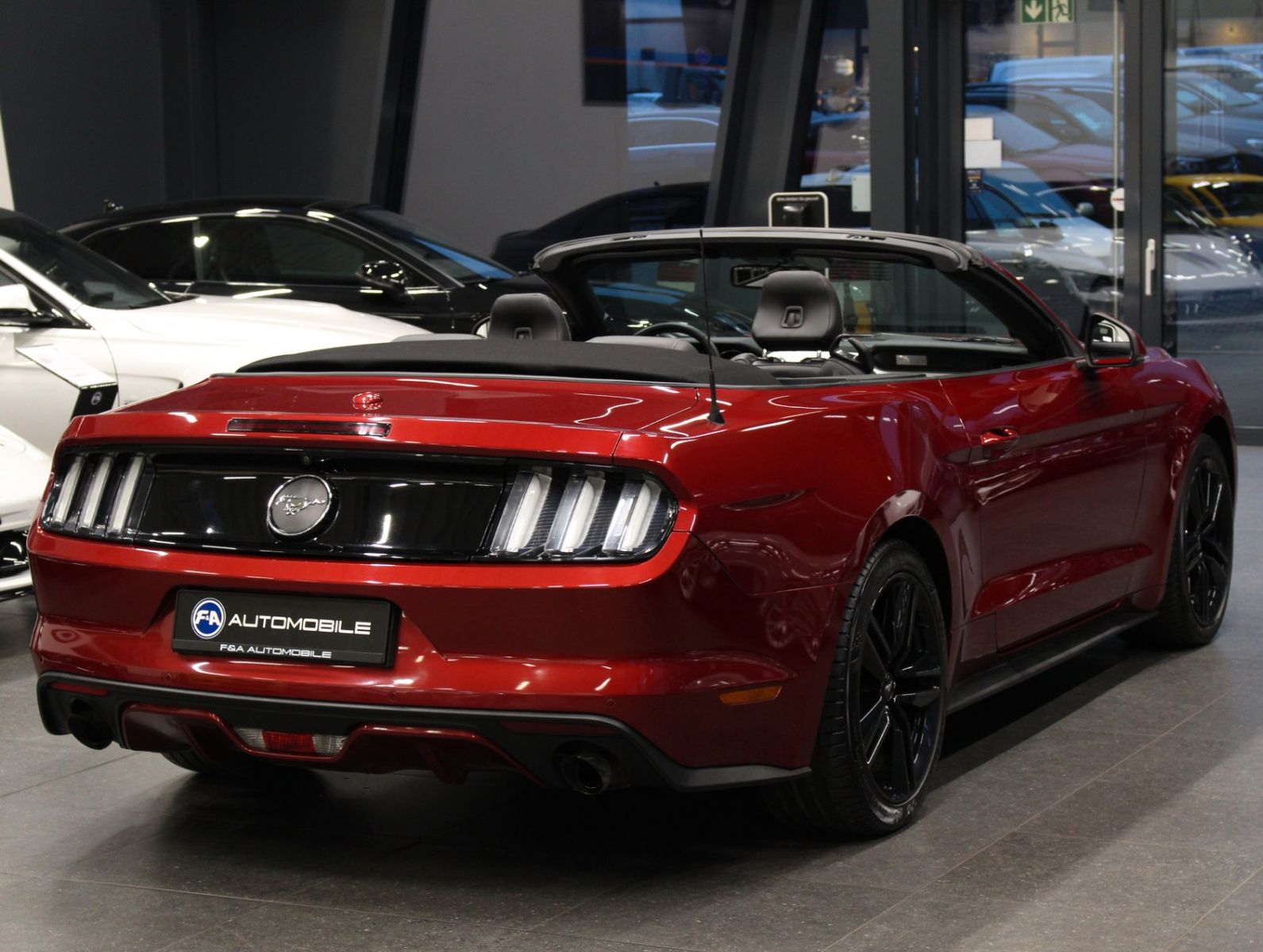 Fahrzeugabbildung Ford Mustang 2.3 EcoBoost Auto