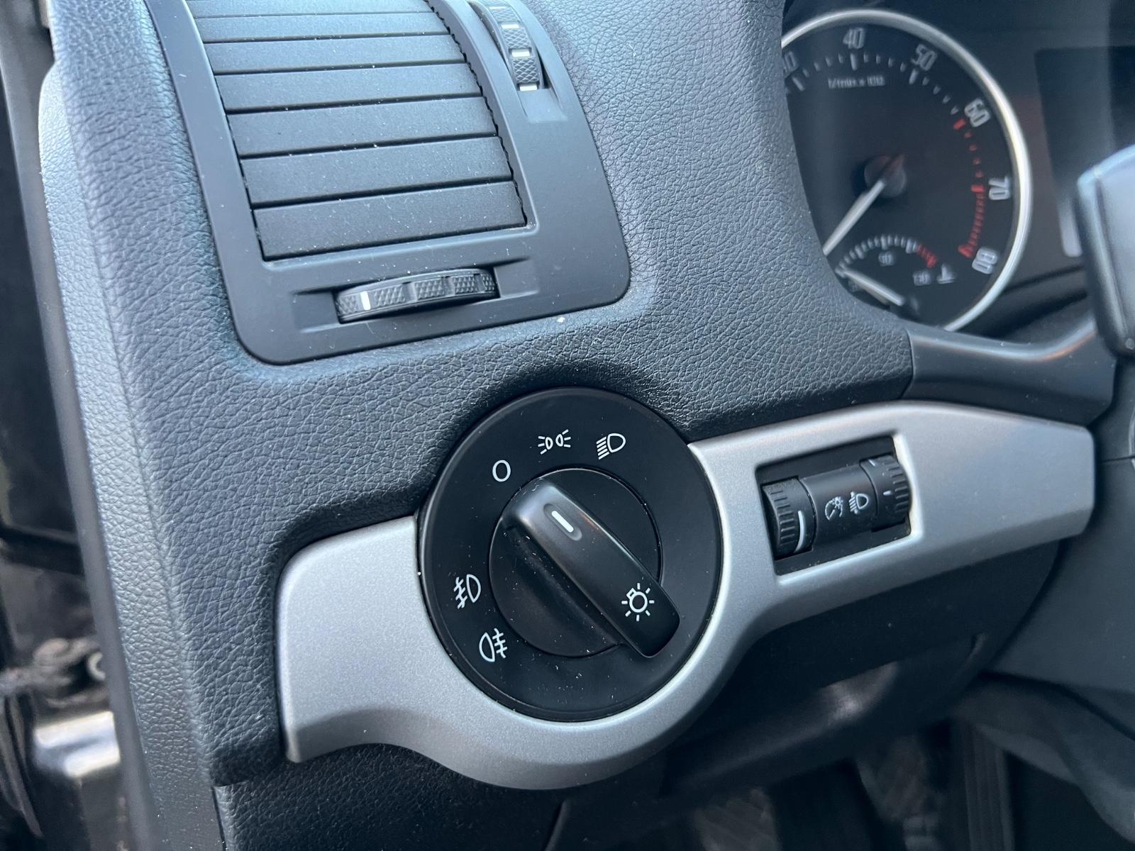 Skoda Octavia 2012 — photo 14