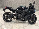 Honda CBR 650 R  **Fahrbereit** - HONDA CB 650 F