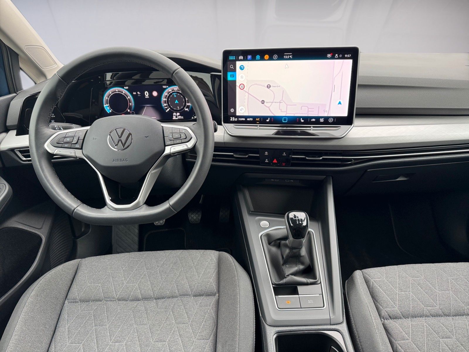 Fahrzeugabbildung Volkswagen Golf VIII Lim. 1.5 TSI Life