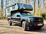 Ford F-150 Black Edition mit Dux Camper Wohnkabine - Ford schwarz
