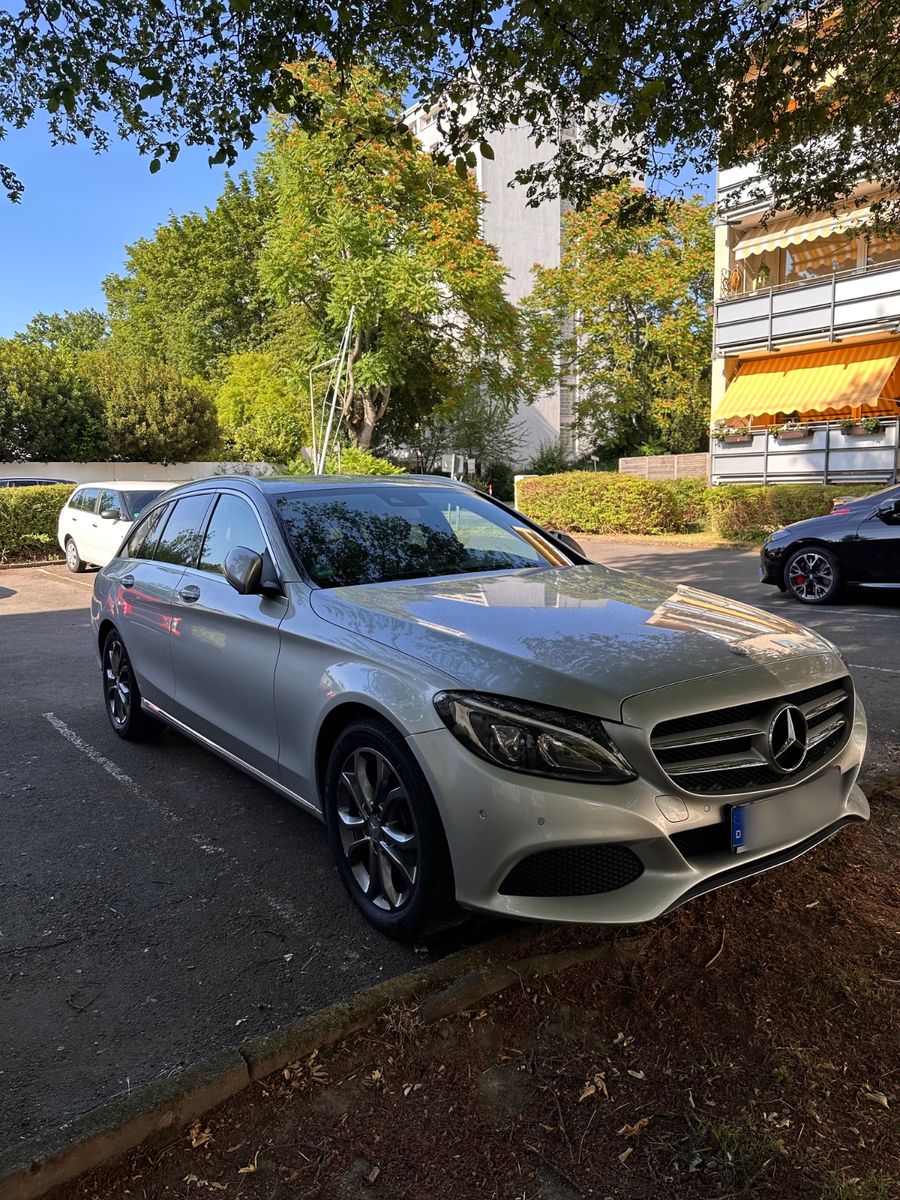MERCEDES-BENZ C 220 d 4MATIC T AVANTGARDE Autom. AVANTGARDE