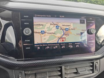 Volkswagen T-Cross - 12