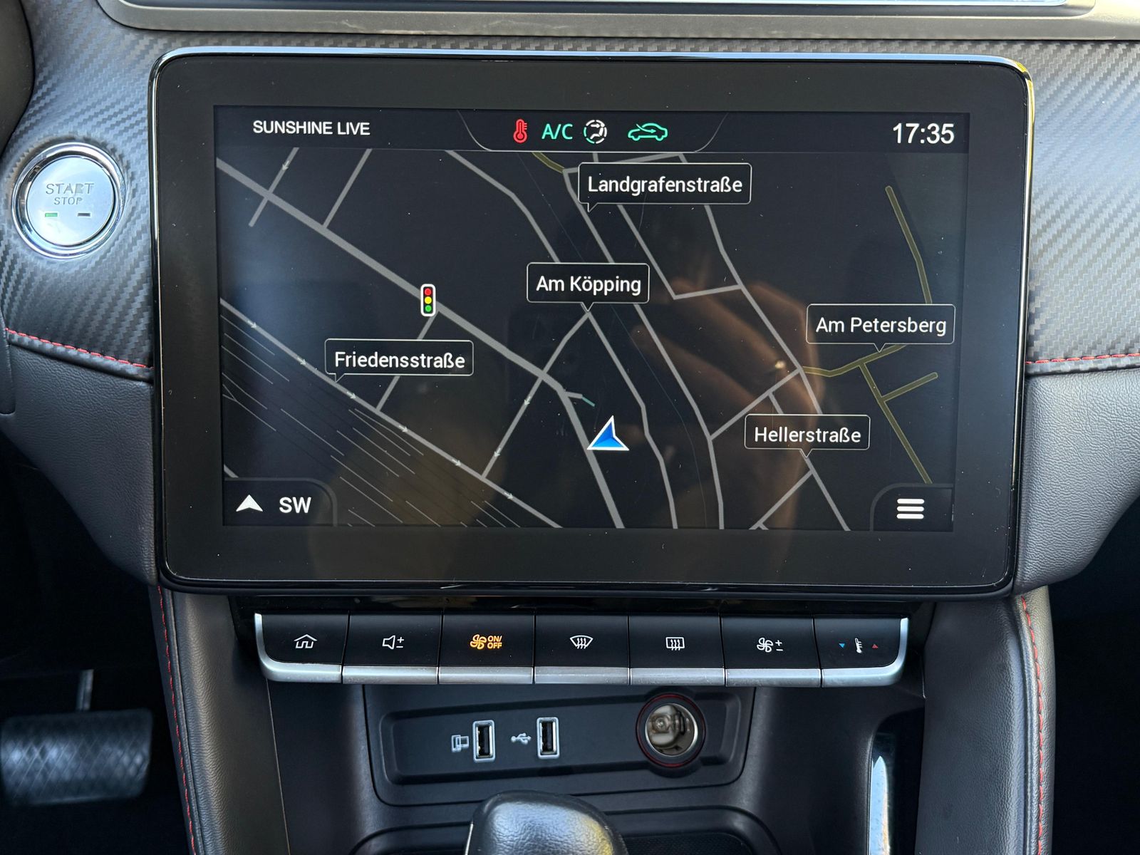 Fahrzeugabbildung MG ZS 1.5VTi Aut. Luxury LEDER+LED+NAV+SHZ+KAM+ACC+