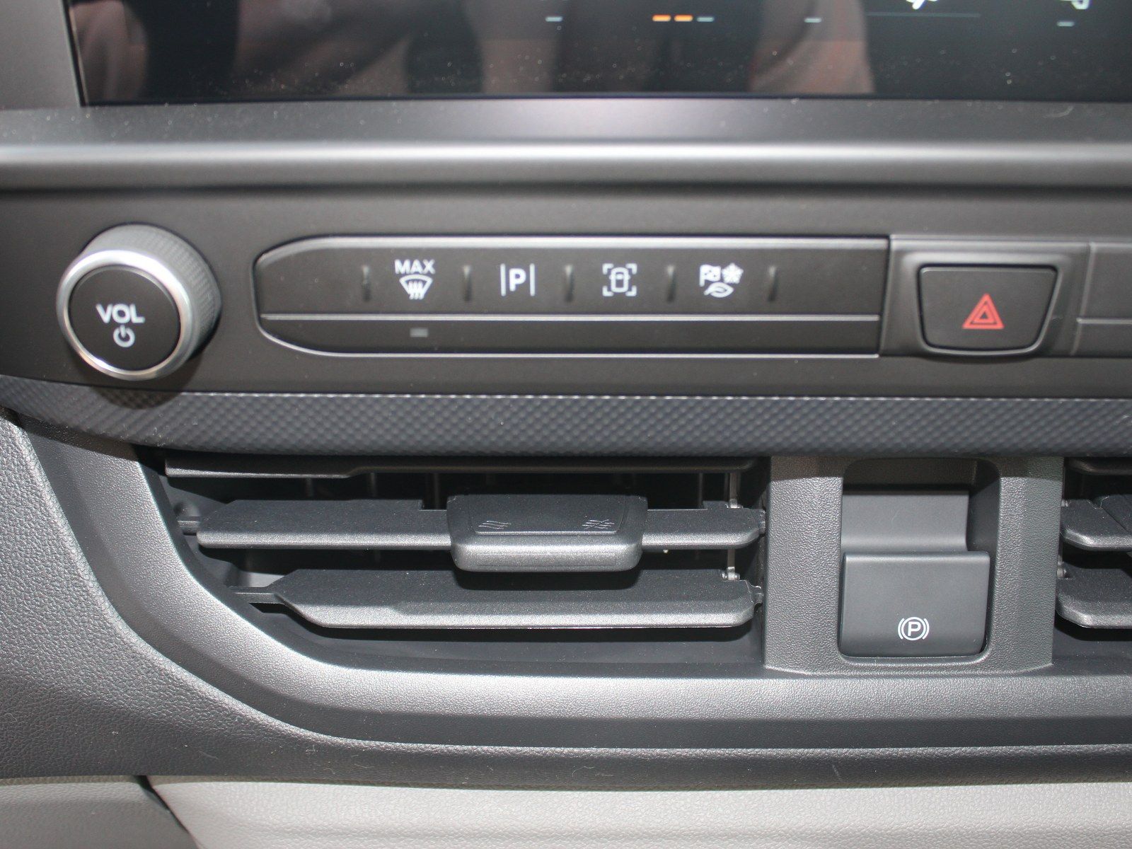 Fahrzeugabbildung Ford Transit Custom 320 L1 Trend FWD Plug-in Hybrid