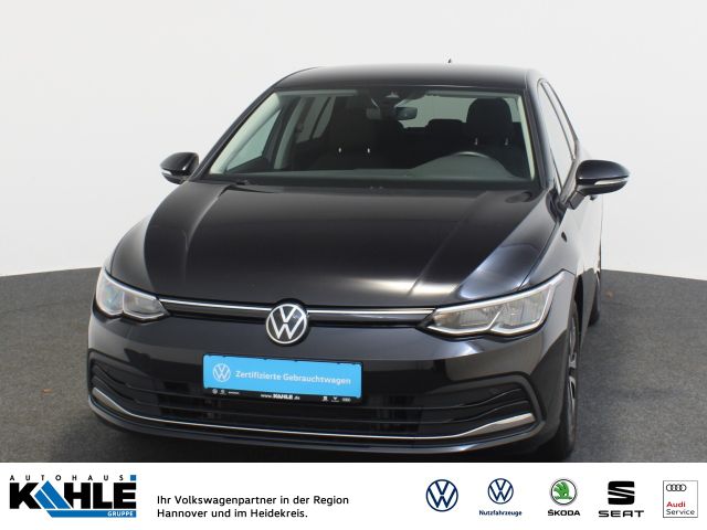 Volkswagen Golf VIII 1.5 TSI Lim. Active Navi LED Klima RFK