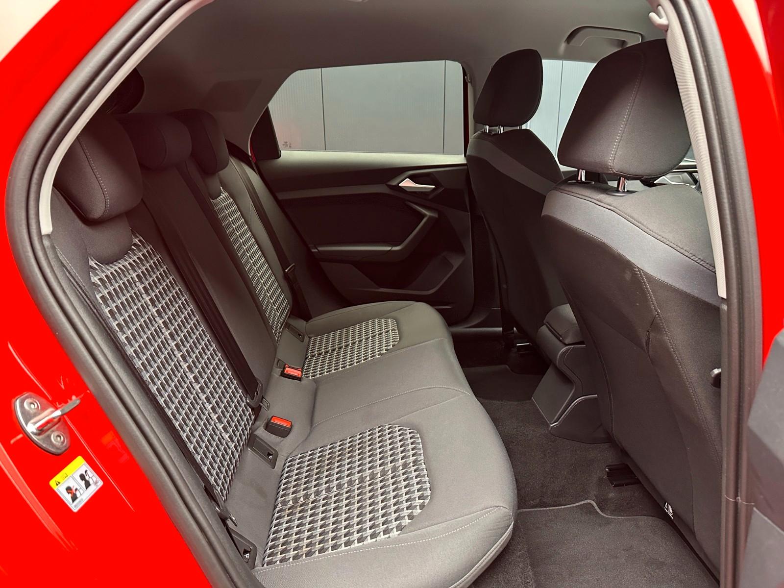 Audi A1 citycarver 30 TFSI S-tronic *Dach/Schwarz*, миниатюра 23