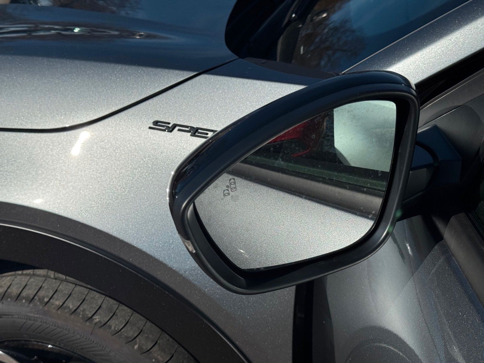 Fahrzeugabbildung Alfa Romeo Junior Ibrida Speciale 145PS Navi Kamera Massage