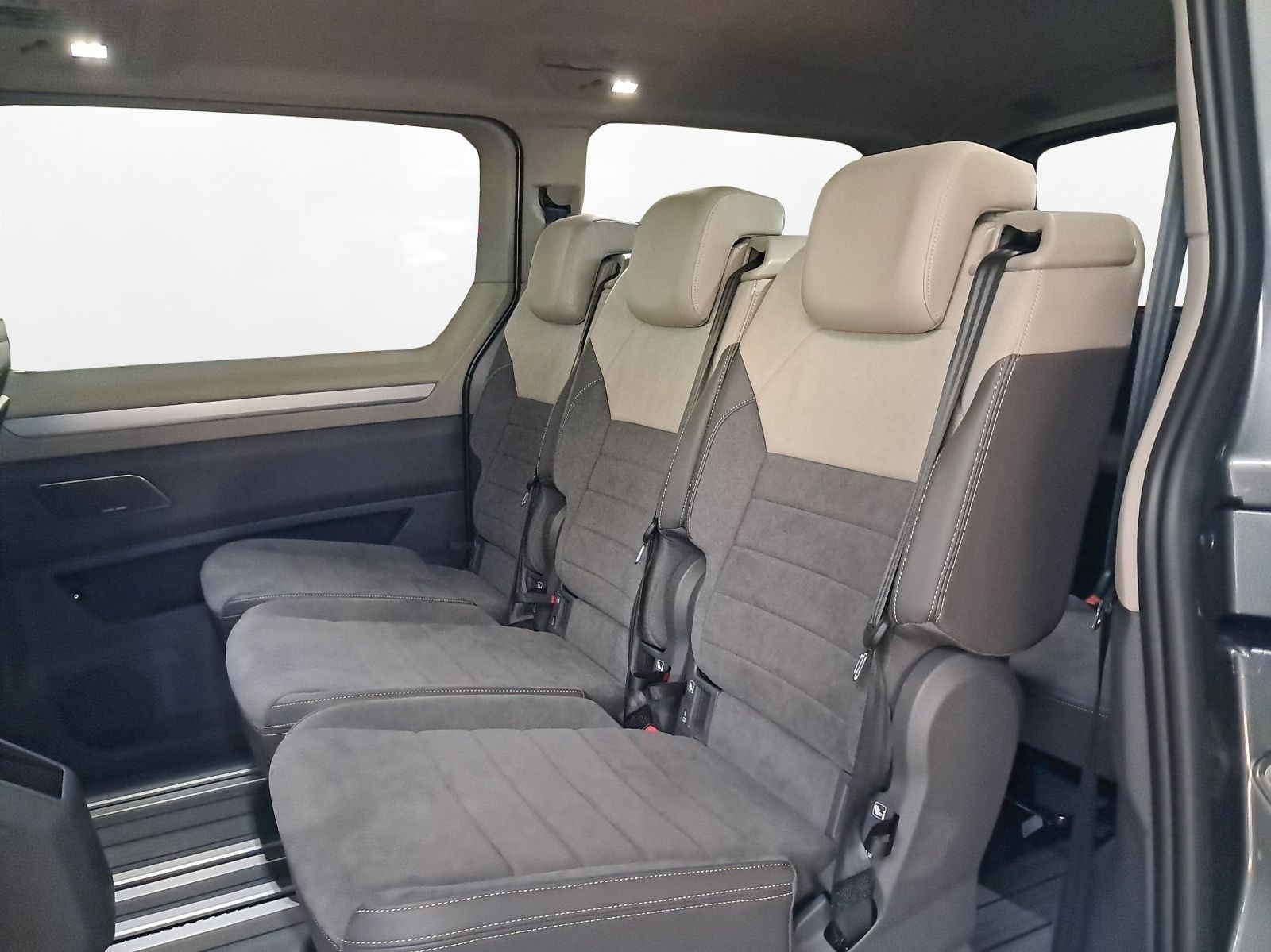 Volkswagen T7 Multivan - Bild 8