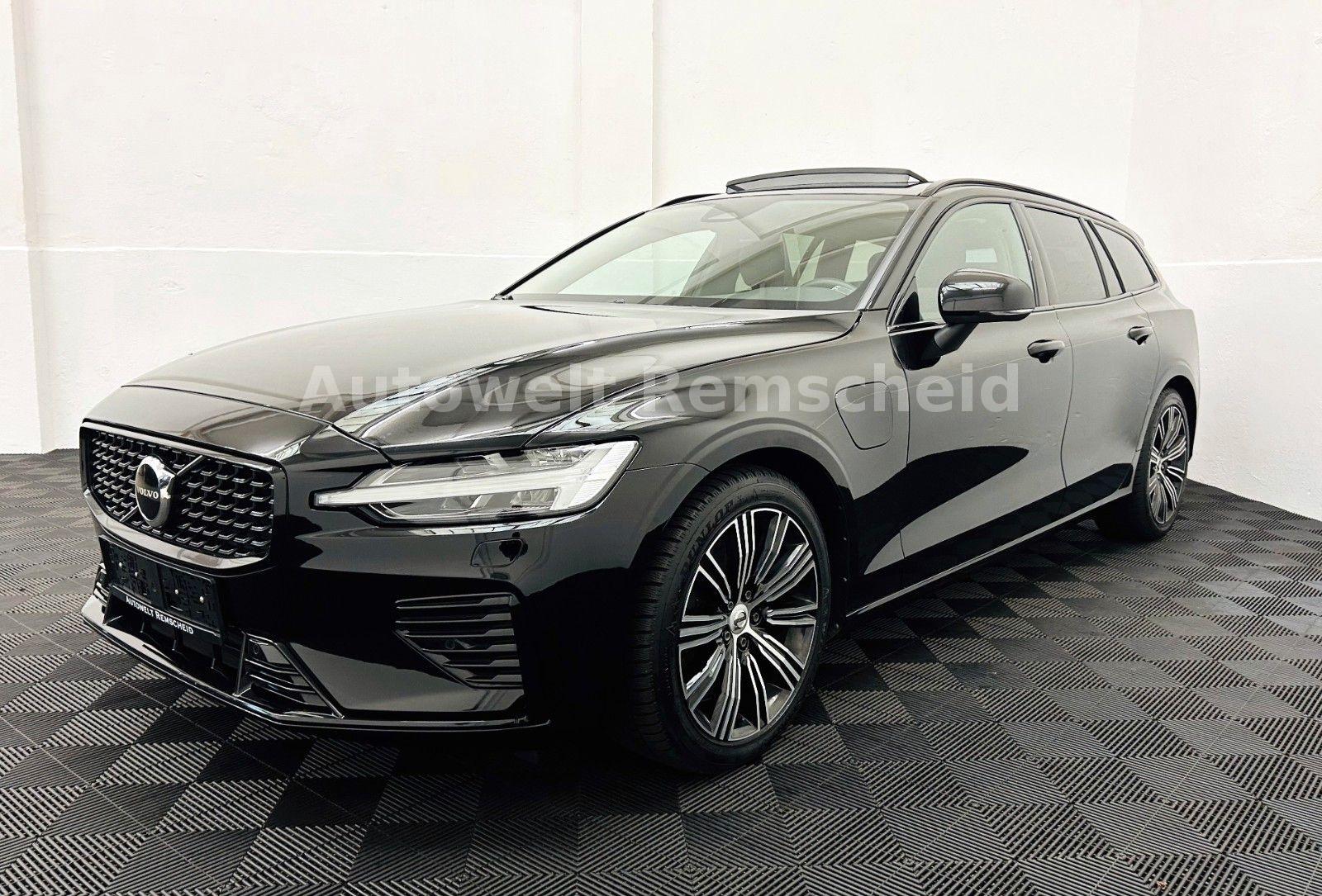 Volvo V60 Kombi Plus Dark Recharge Plug-In Hybrid AWD