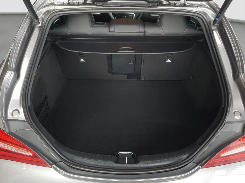 Fahrzeugabbildung Mercedes-Benz CLA 200 Shooting Brake AHK*Leder*KeyLess*LED*PDC