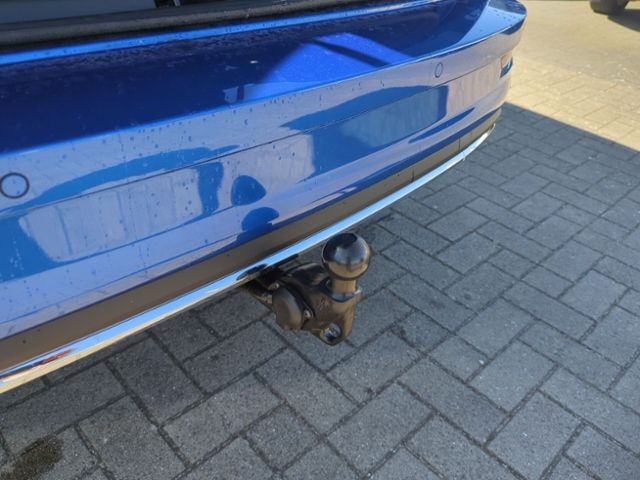 Fahrzeugabbildung SKODA Karoq 1.5 TSI DSG Sportline AHK NAVI LED MATRIX