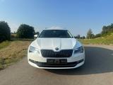 Skoda Superb 2.0 TSI DSG 4x4 Style Combi Style - Skoda Superb von privat