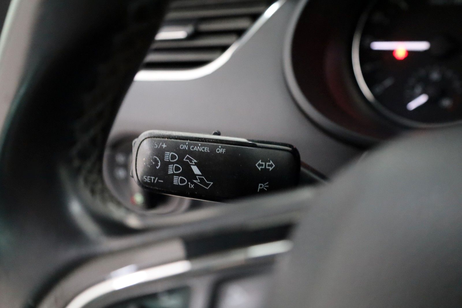 Fahrzeugabbildung SKODA Octavia Combi Elegance,T.Leder,Navi,Xenon,Alu+WR