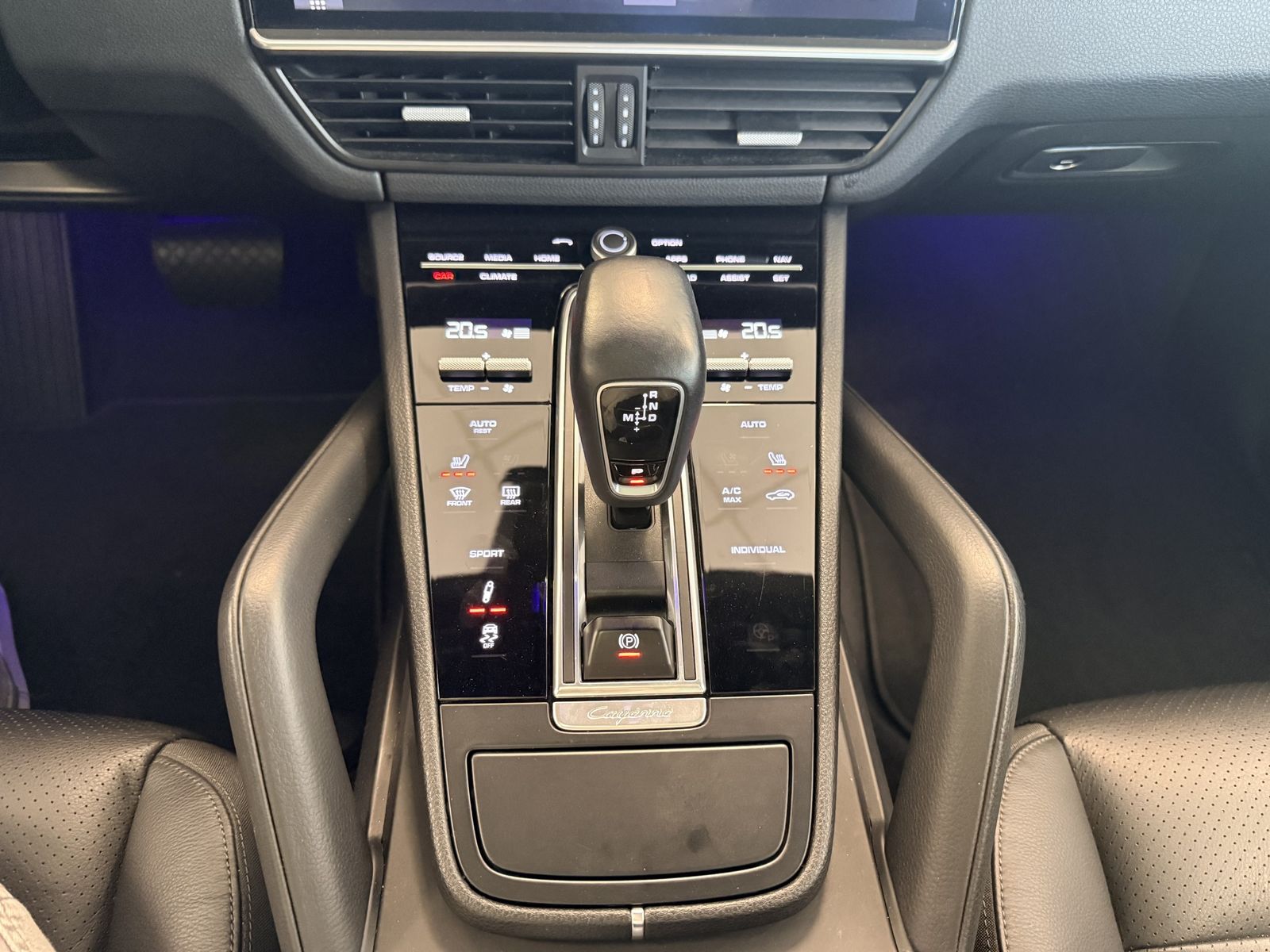 Porsche Cayenne Pano*BOSE*Luftfederung*21RS Spyder*HUD foto 18