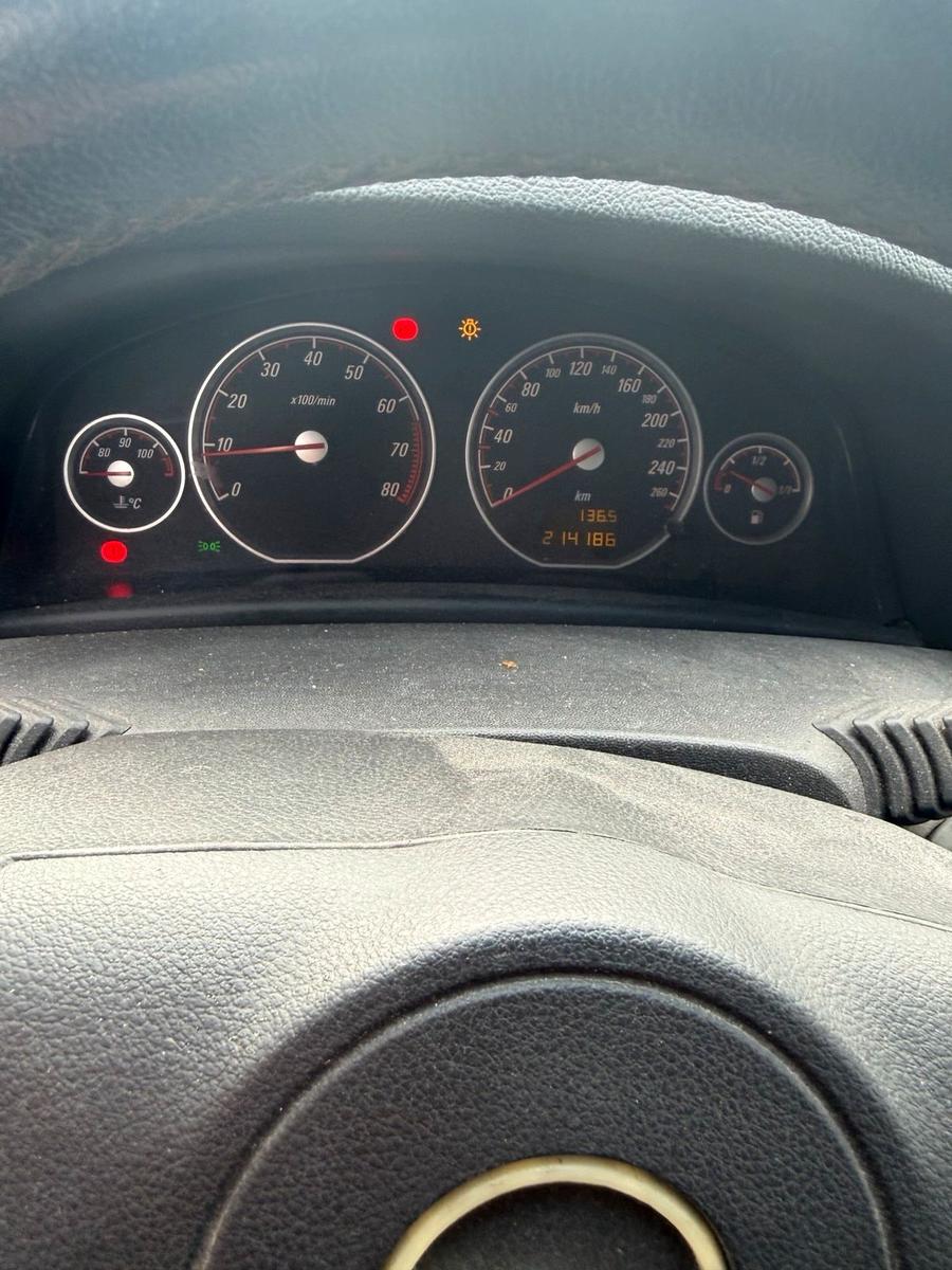 Opel Vectra 2005 — photo 6