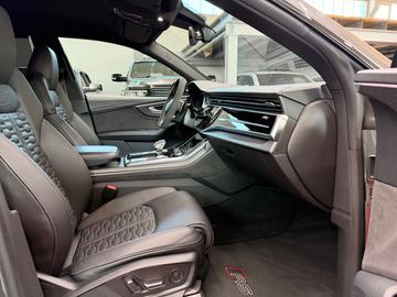 2021 AUDI RSQ8 — миниатюра 23